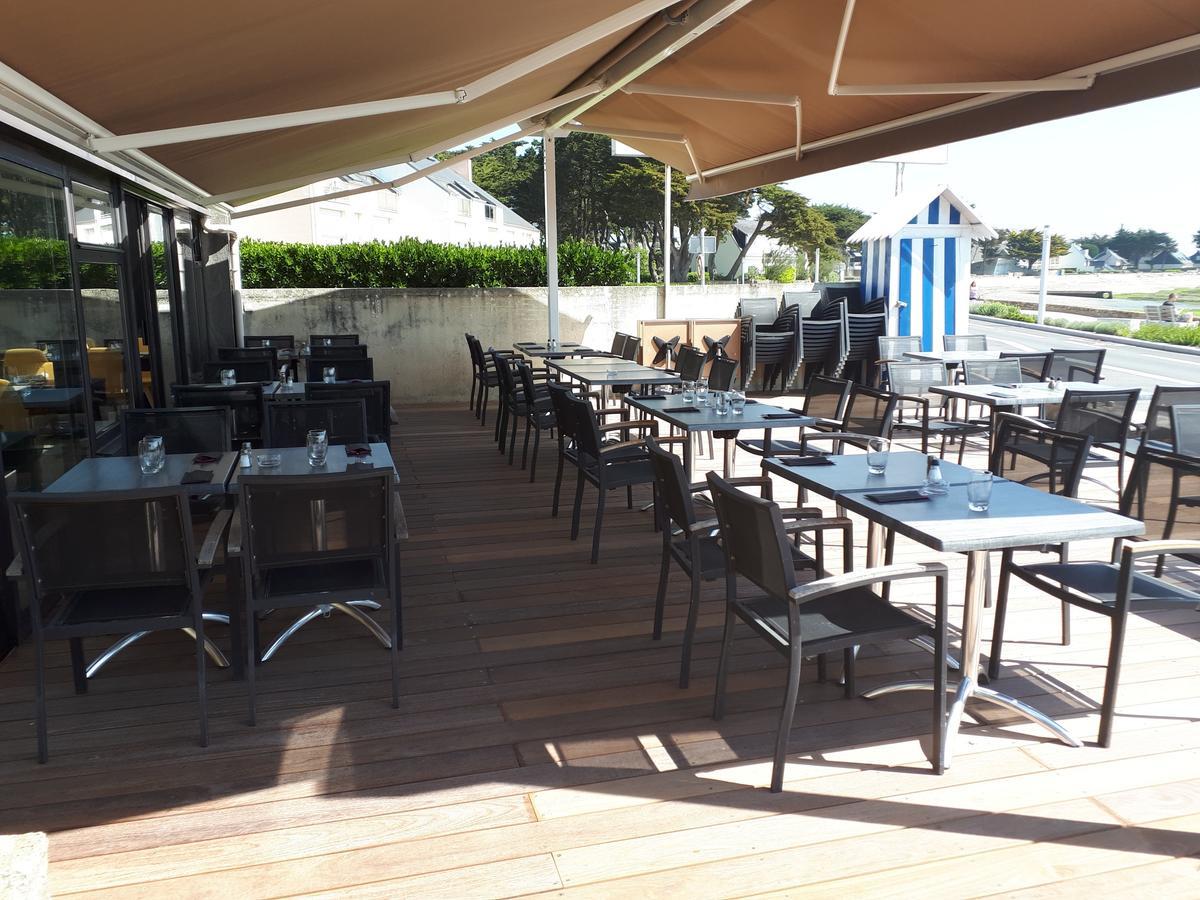 Hotel Du Port Bar Restaurant Sarzeau Bagian luar foto